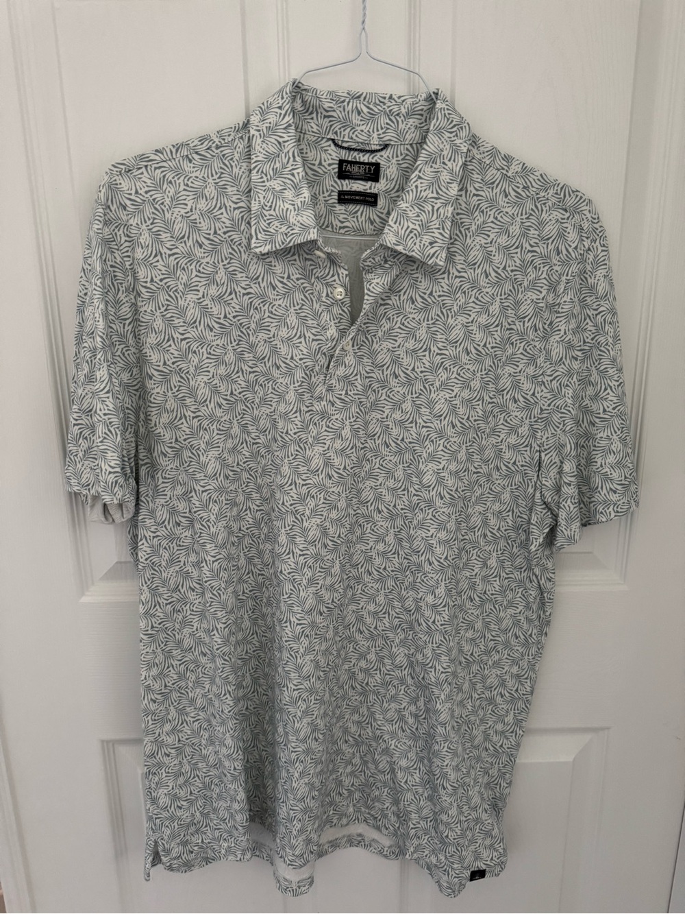Faherty Short Sleeve Polo in White with Light Green Leaf Pattern